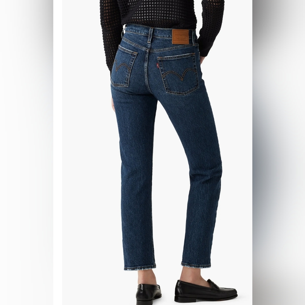 Levi's Women's Classic Straight Leg Jeans - Dark Blue